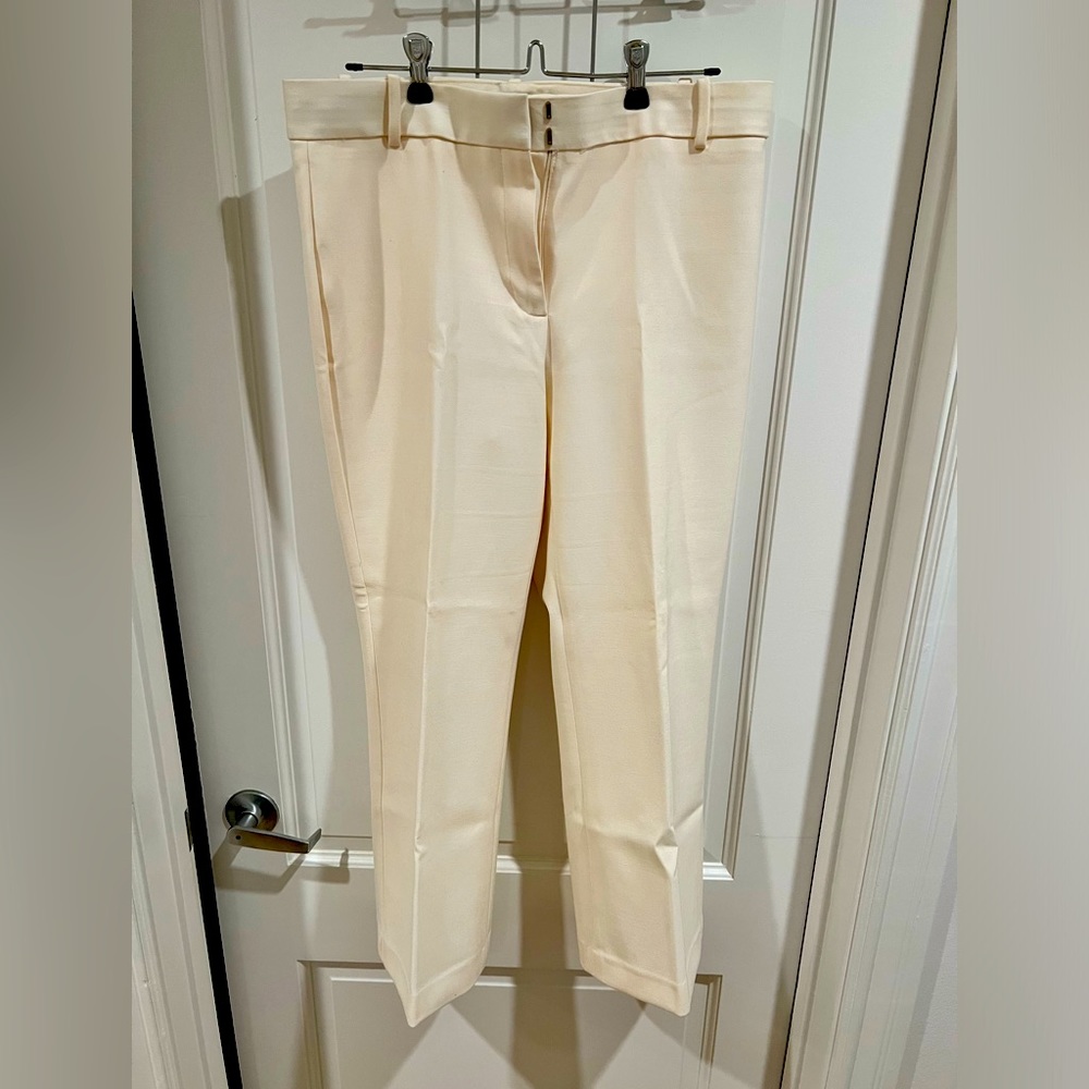 Ann Taylor white cream capri pants